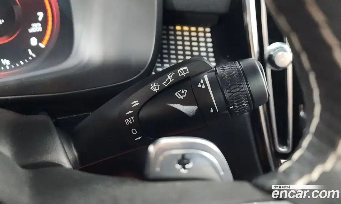 Volvo XC40 2018 2.0 гидро в Москве № 1763605, фото 18