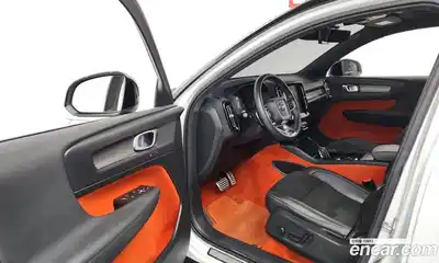 Volvo XC40 2018 2.0 гидро в Москве № 1763605, миниатюра 10