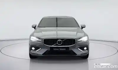 Volvo S60 2023 2.0 гидро в Москве № 1763674, миниатюра 2