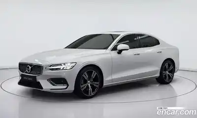 Volvo S60, 2021