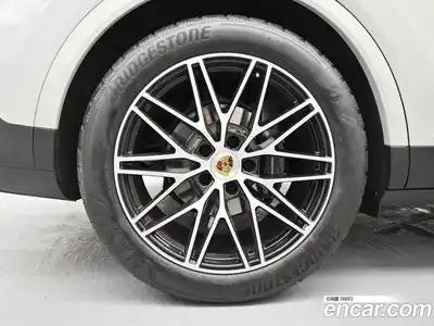 Porsche Cayenne 2024 3.0 гидро в Москве № 1763888, миниатюра 5