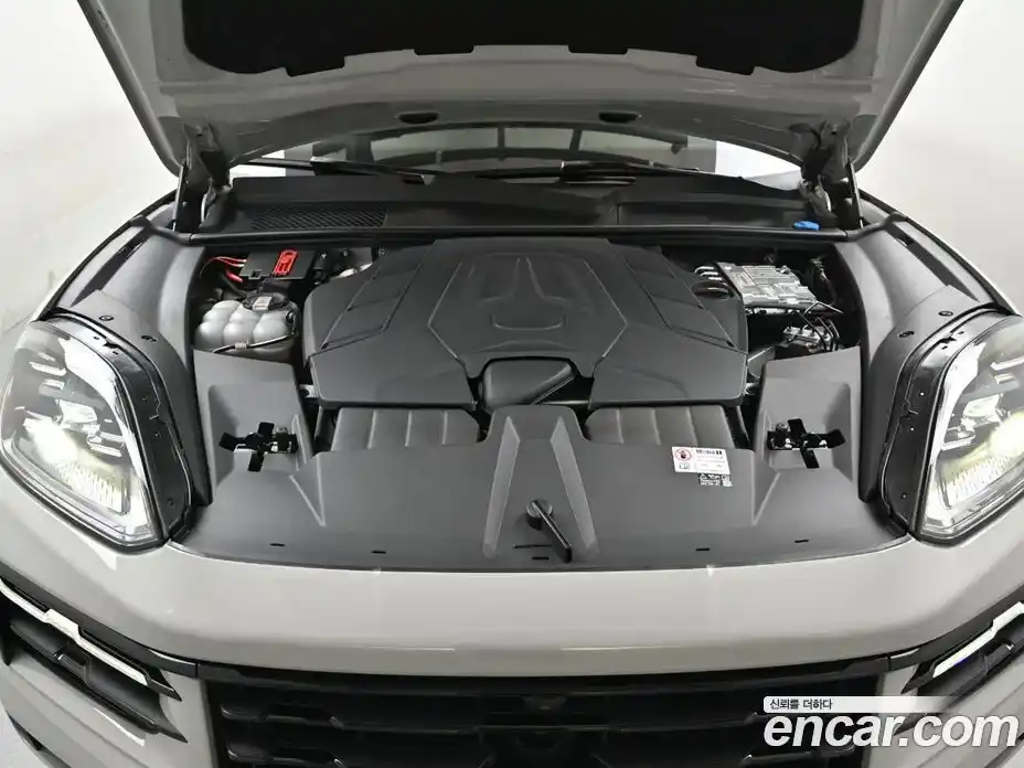 Porsche Cayenne 2024 3.0 гидро в Москве № 1763888, фото 6