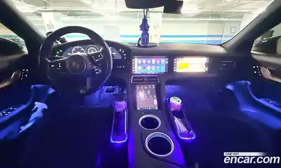 Porsche Taycan 2021 0.1 гидро в Москве № 1763934, миниатюра 5