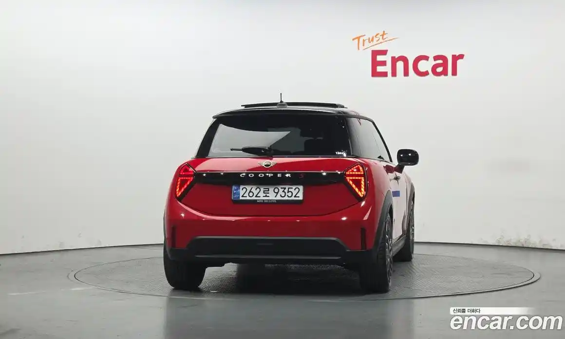 Mini Cooper 2024 2.0 гидро в Москве № 1764237, фото 4