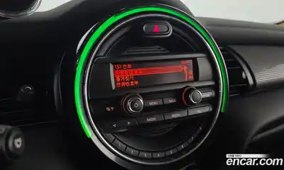 Mini Cooper 2015 1.5 гидро в Москве № 1764448, миниатюра 11