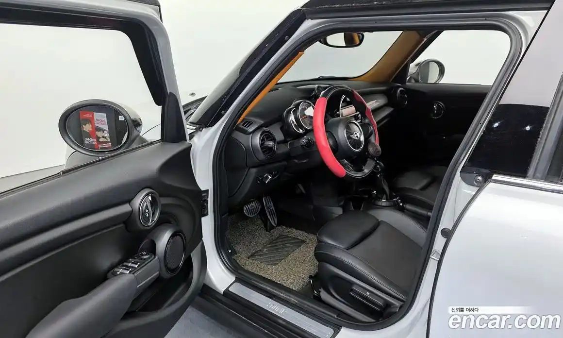 Mini Cooper 2015 1.5 гидро в Москве № 1764448, фото 10
