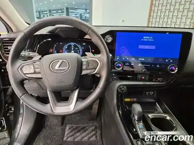 Lexus NX 2025 2.5 вариатор в Москве № 1764994, миниатюра 12