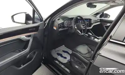 Volkswagen Touareg 2025 3.0 гидро в Москве № 1765016, миниатюра 10