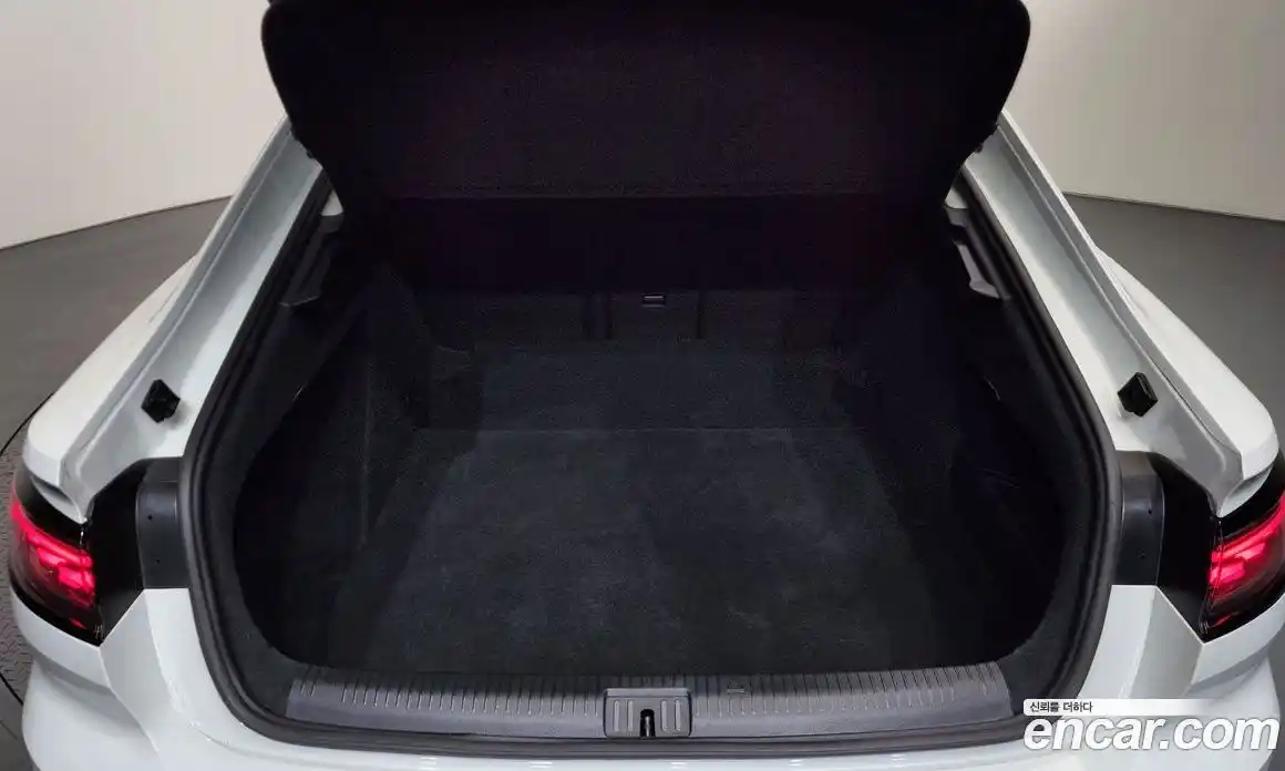 Volkswagen Arteon 2022 2.0 гидро в Москве № 1765100, фото 20