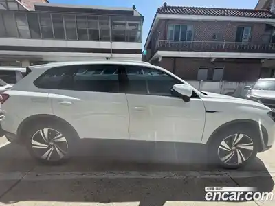 Volkswagen Touareg 2022 3.0 гидро в Москве № 1765365, миниатюра 2