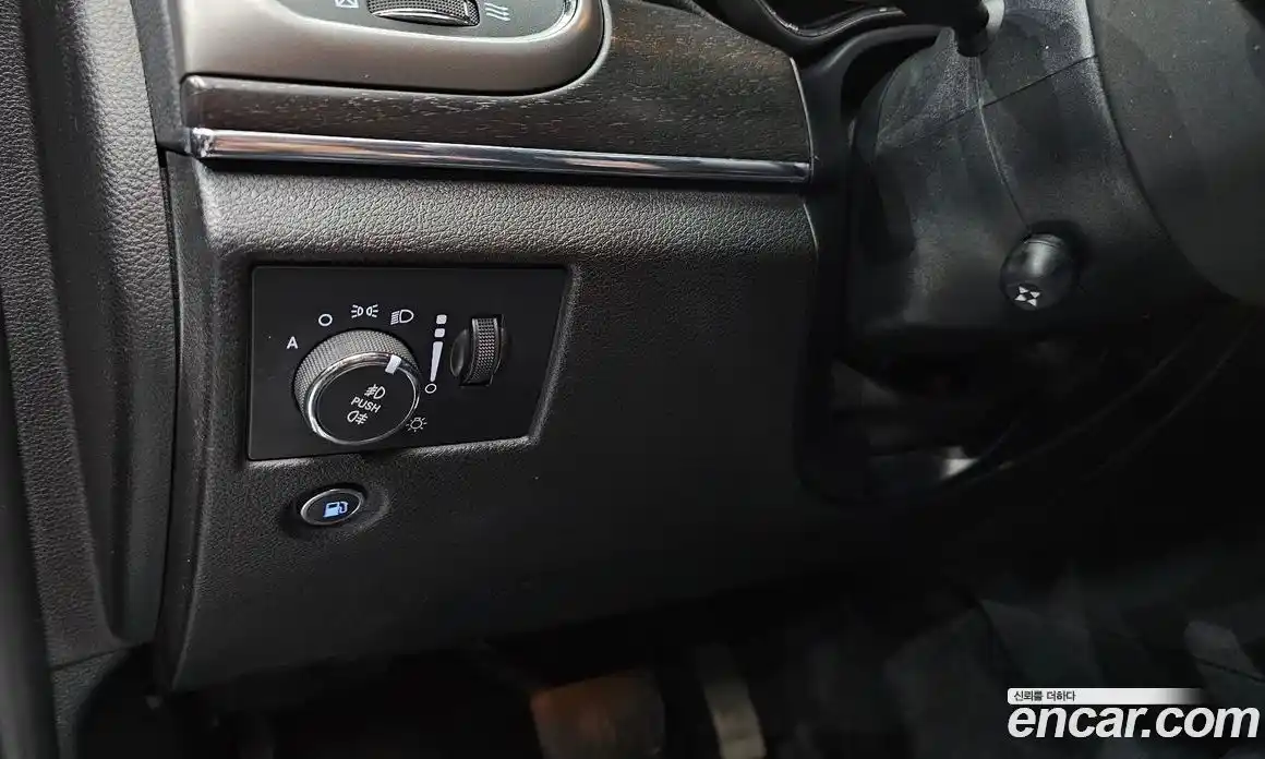 Jeep Cherokee 2018 3.6 гидро в Москве № 1766441, фото 14