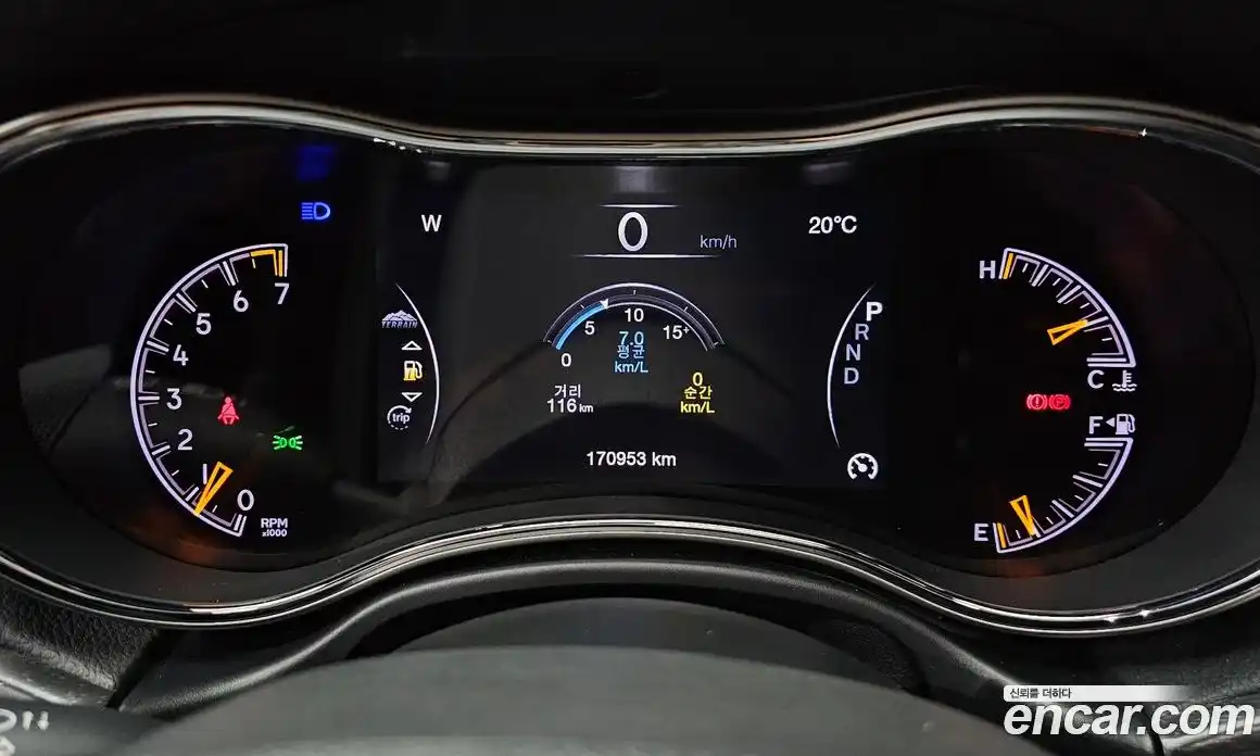 Jeep Cherokee 2018 3.6 гидро в Москве № 1766441, фото 8