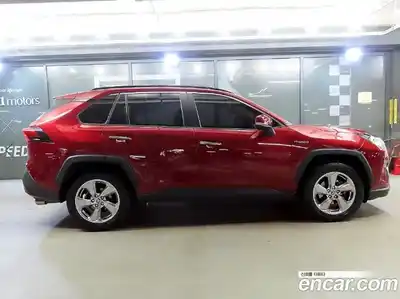 Toyota RAV4 2020 2.5 гидро в Москве № 1766952, миниатюра 3
