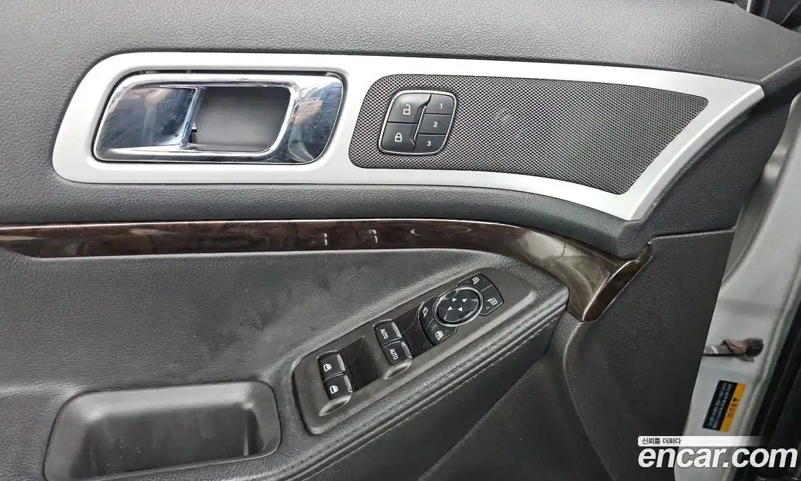 Ford Explorer 2013 3.5 гидро в Москве № 1768408, фото 16