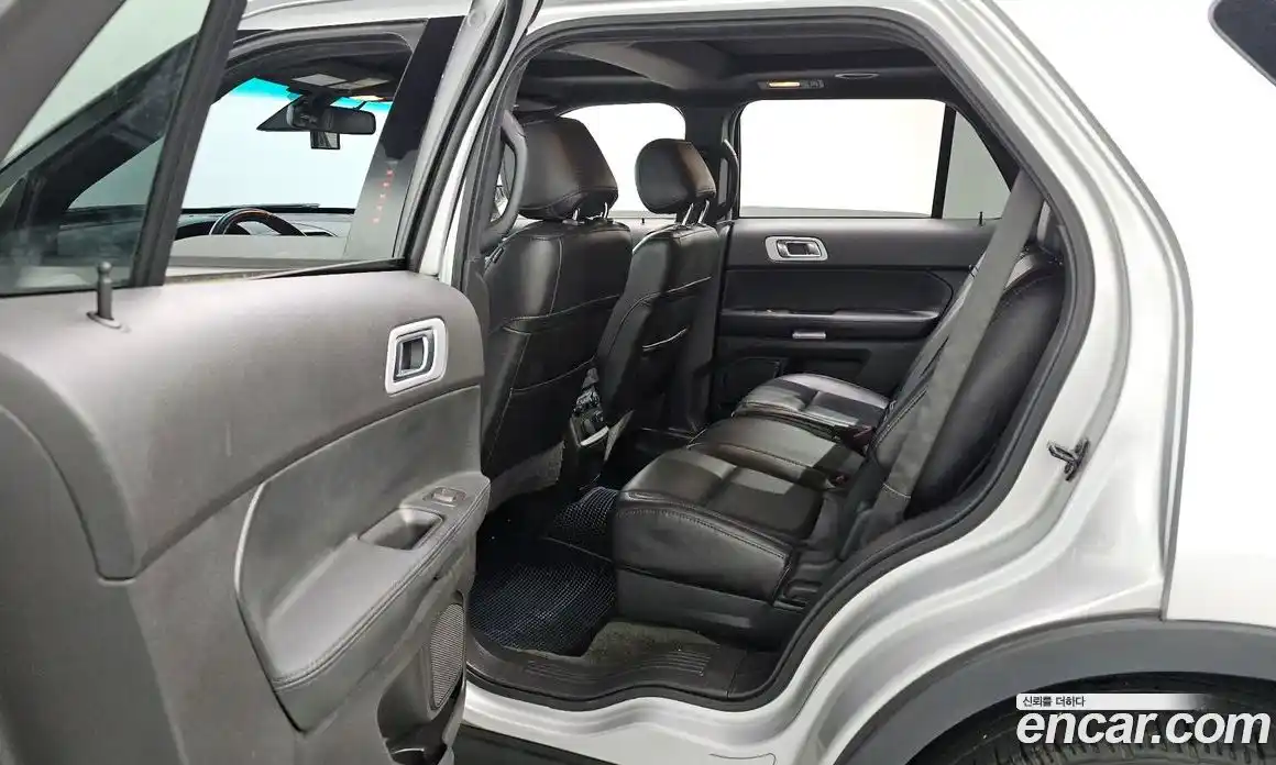 Ford Explorer 2013 3.5 гидро в Москве № 1768408, фото 19