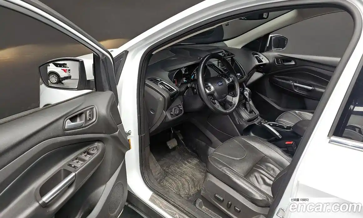 Ford Kuga 2015 2.0 гидро в Москве № 1768459, фото 12