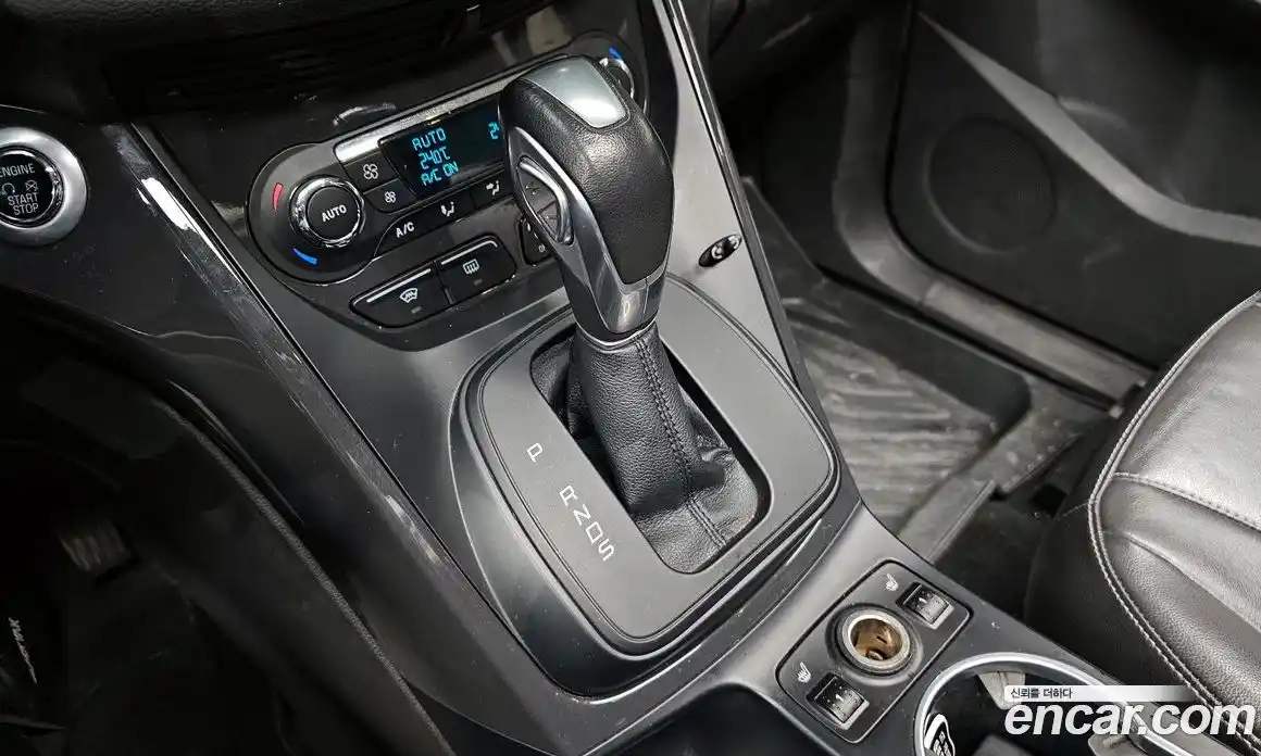 Ford Kuga 2015 2.0 гидро в Москве № 1768459, фото 9