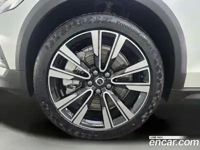 Volvo V60 2025 2.0 гидро в Москве № 176922, миниатюра 5