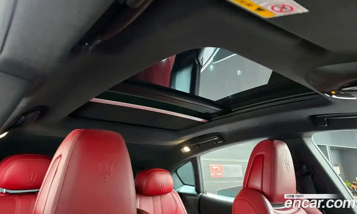 Maserati Levante 2018 3.0 гидро, фото 16