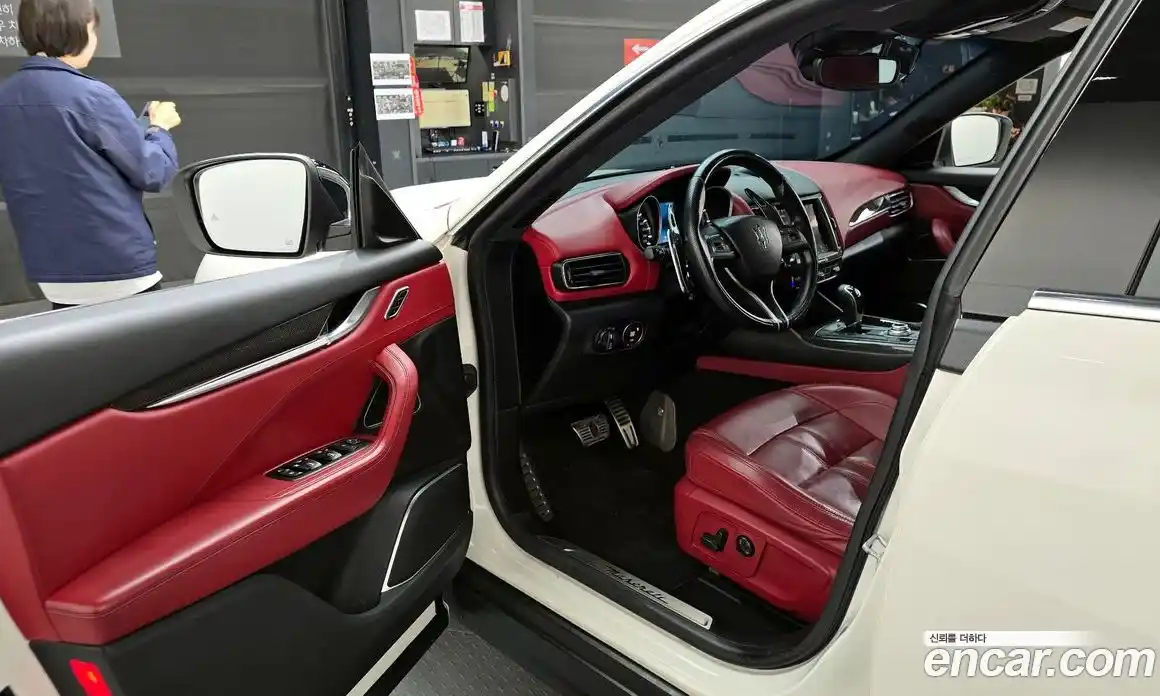 Maserati Levante 2018 3.0 гидро, фото 10