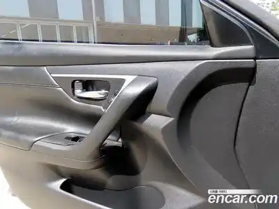 Nissan Altima 2016 2.5 гидро в Москве № 1771330, миниатюра 11