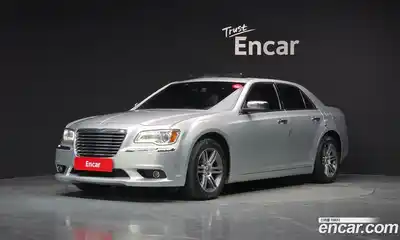 Chrysler 300C, 2012