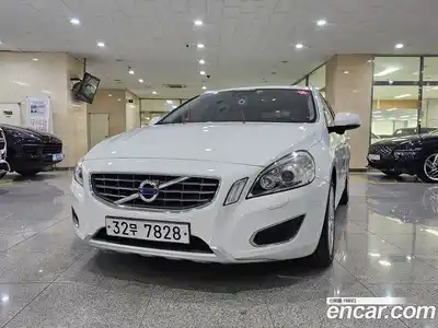 Volvo V60, 2013