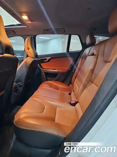 Volvo V60 2013 2.0 гидро в Москве № 195994, миниатюра 11