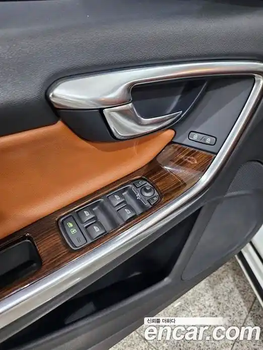 Volvo V60 2013 2.0 гидро в Москве № 195994, фото 15