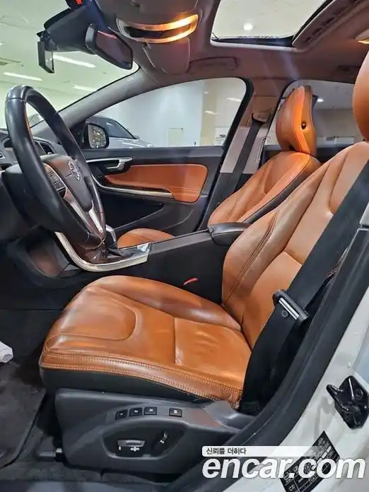 Volvo V60 2013 2.0 гидро в Москве № 195994, фото 10