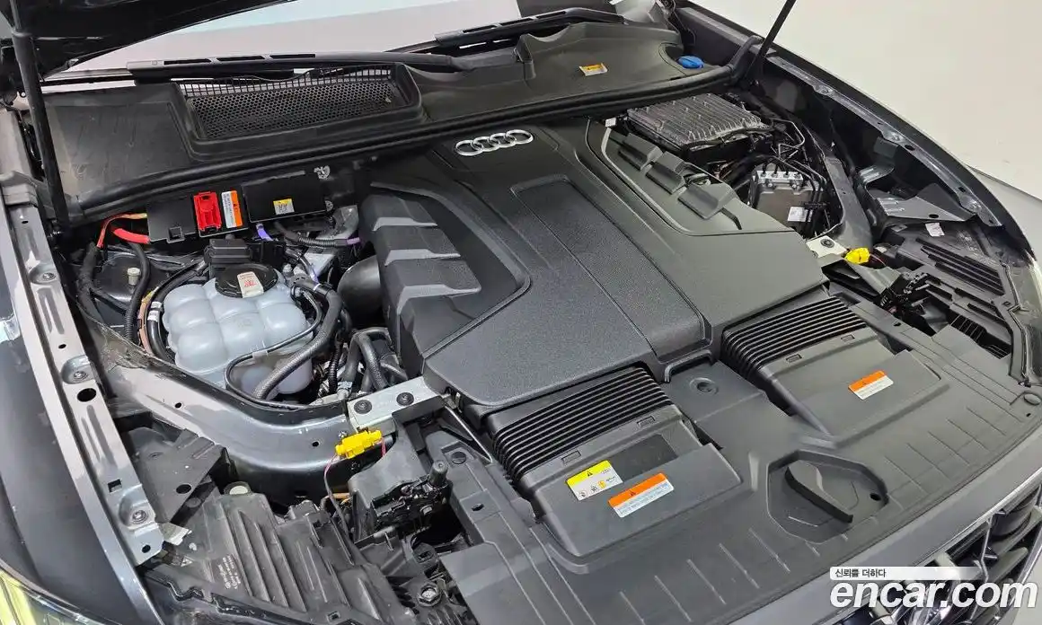 Audi Q8 2021 3.0 гидро в Москве № 196323, фото 6