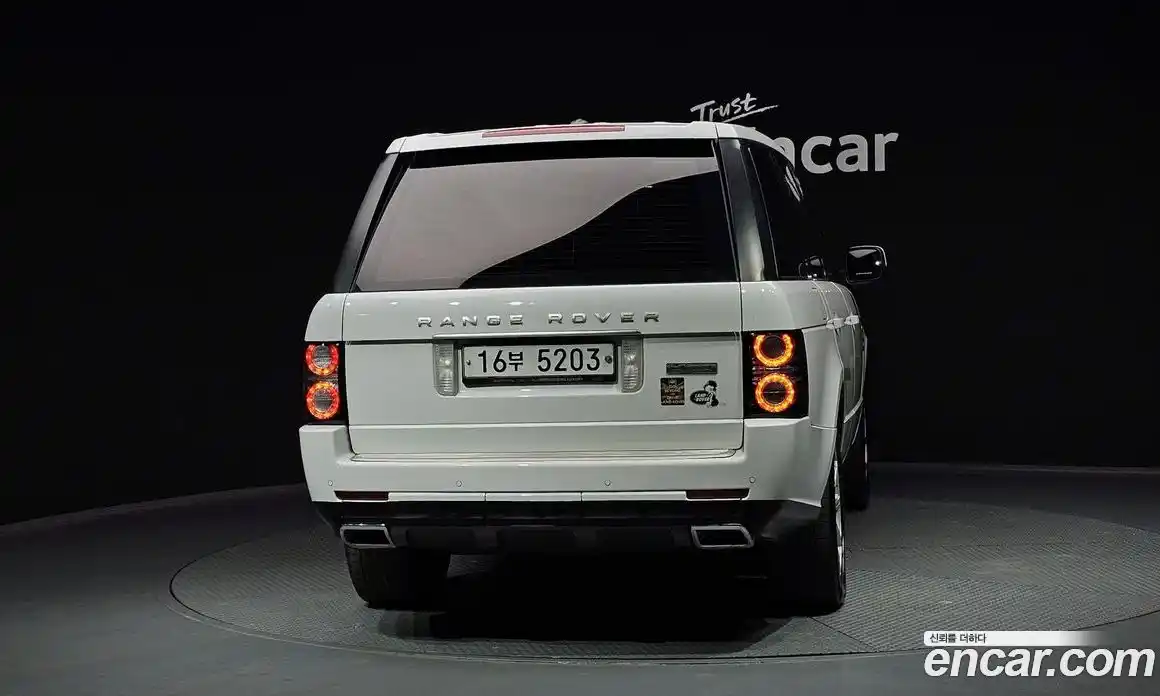 Land Rover Range-Rover 2012 4.4 гидро в Москве № 198188, фото 4
