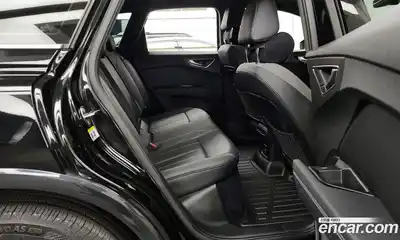 Audi Q4 e-tron 2022 0.2 гидро в Москве № 204972, миниатюра 12