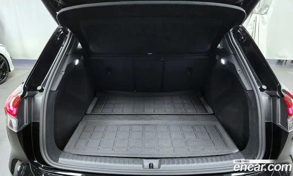 Audi Q4 e-tron 2022 0.2 гидро в Москве № 204972, фото 20