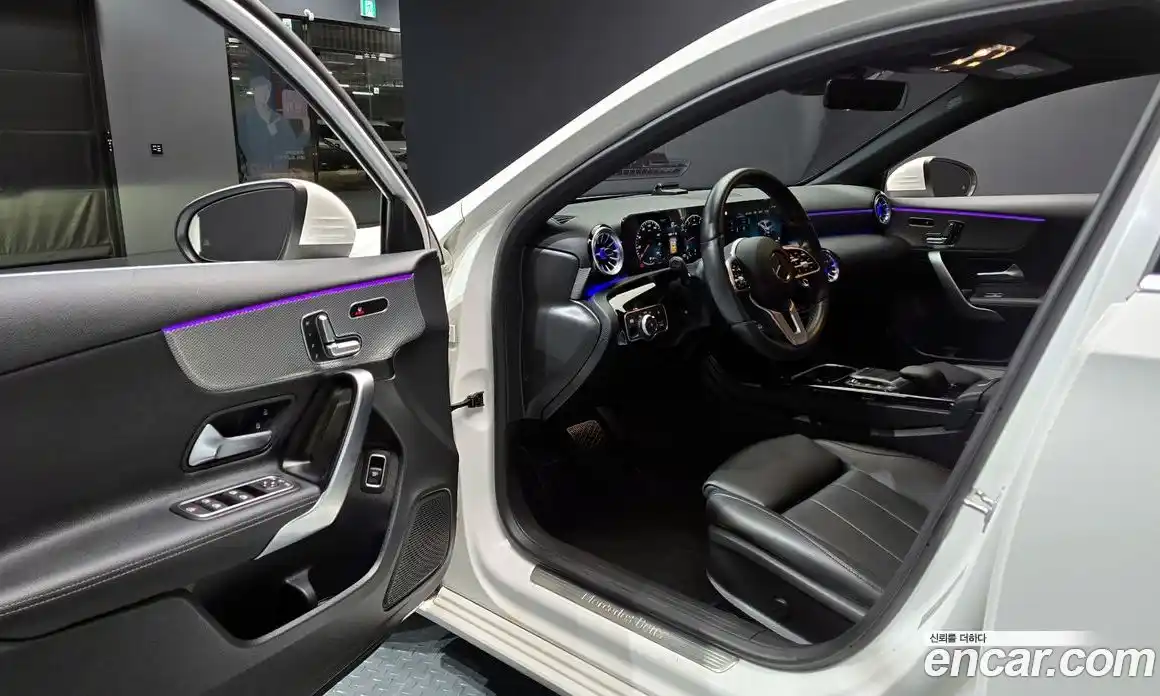 Mercedes-Benz A-Class 2022 2.0 гидро в Москве № 205774, фото 11