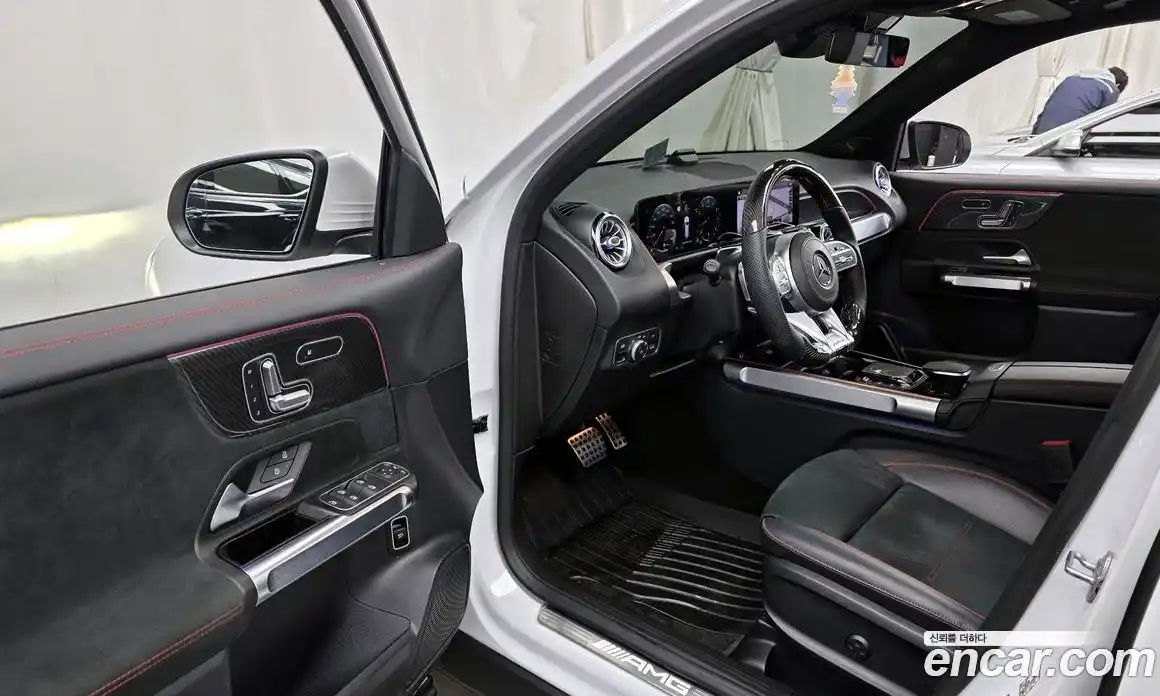 Mercedes-Benz GLB-Class 2021 2.0 гидро в Москве № 206189, фото 10