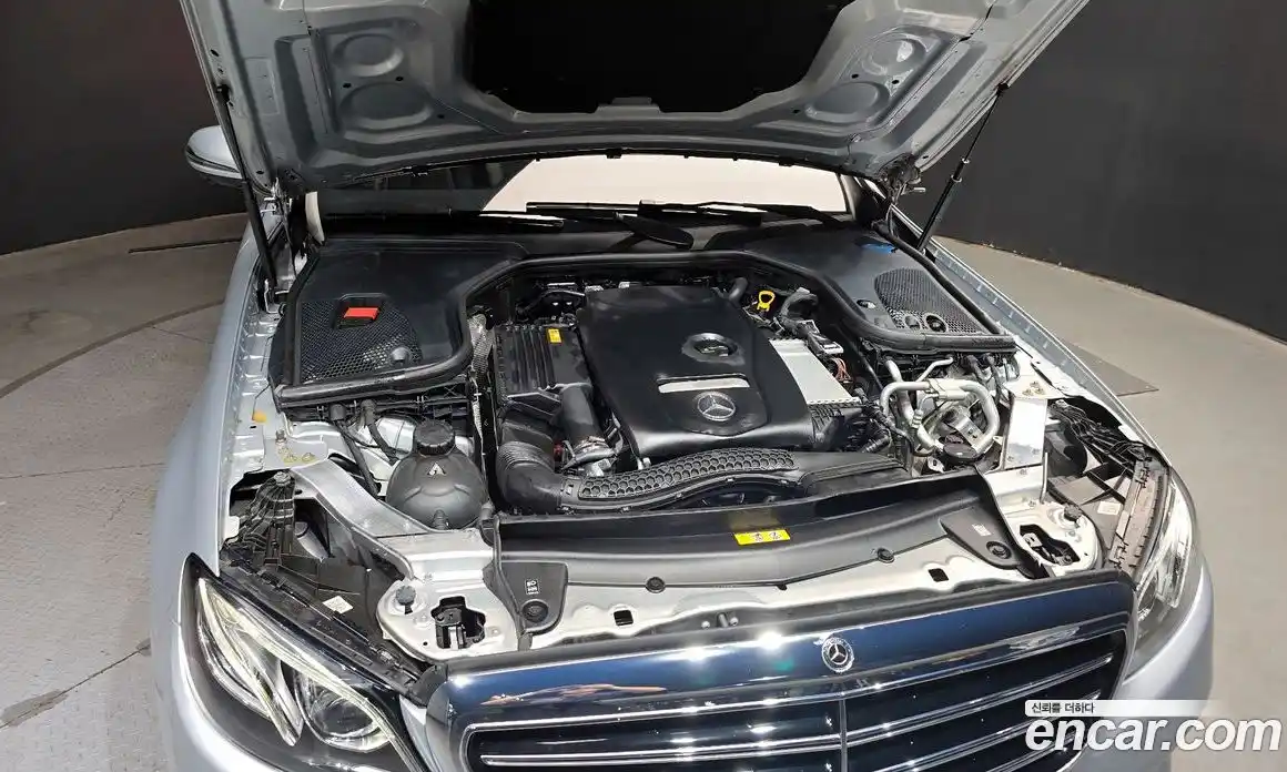 Mercedes-Benz E-Class 2018 2.0 гидро, фото 6