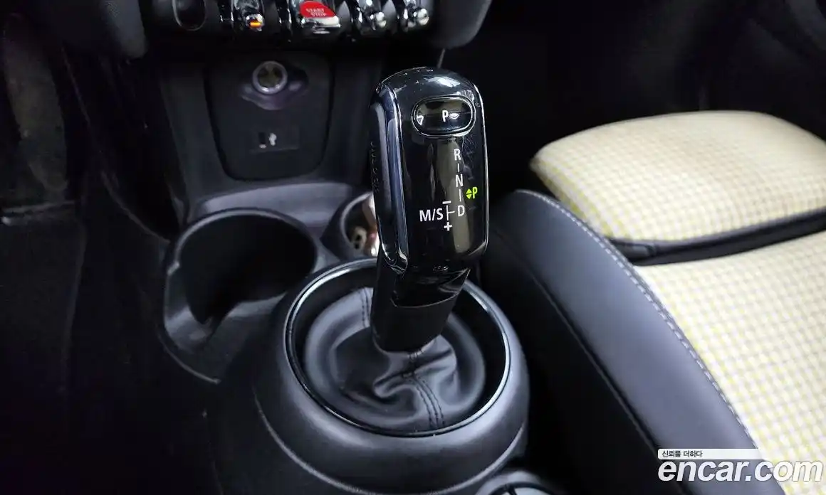 Mini Cooper 2022 1.5 гидро в Москве № 214325, фото 9