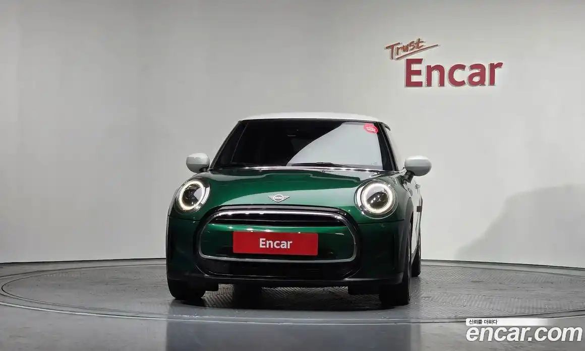 Mini Cooper 2022 1.5 гидро в Москве № 223947, фото 3