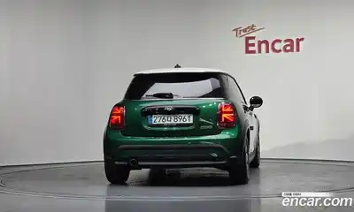 Mini Cooper 2022 1.5 гидро в Москве № 223947, миниатюра 4