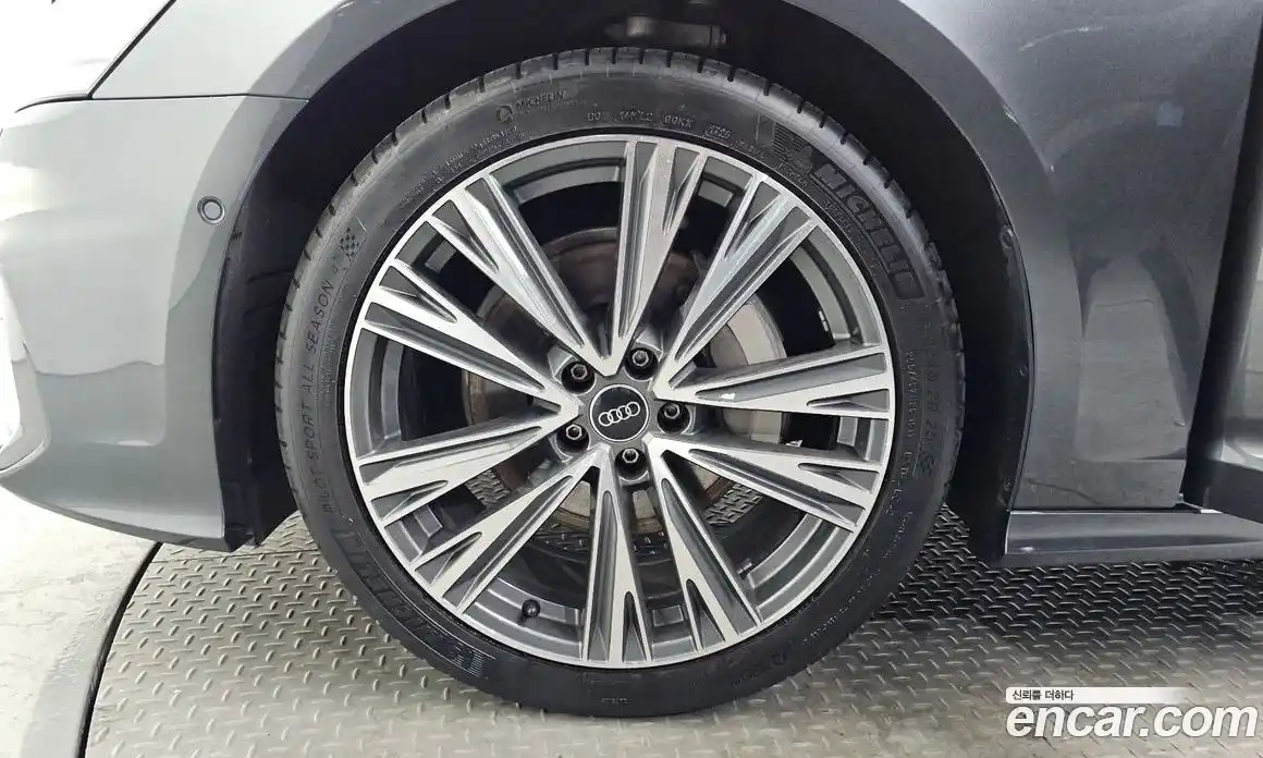 Audi A6 2023 2.0 гидро в Москве, фото 5
