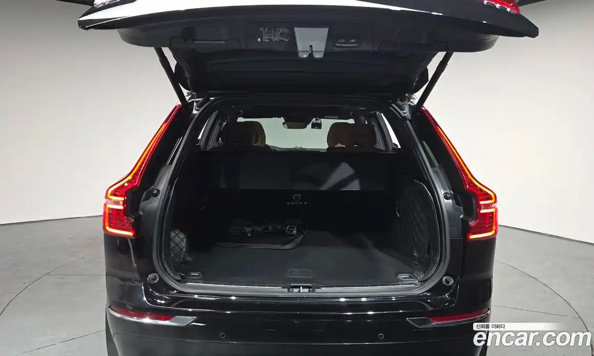 Volvo XC60 2021 2.0 гидро в Москве № 230453, фото 19