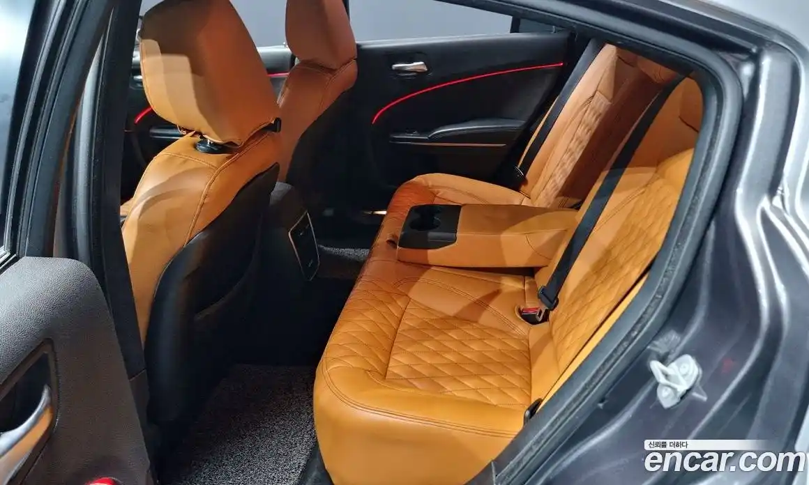 Dodge Charger 2018 3.6 гидро в Москве № 259822, фото 13