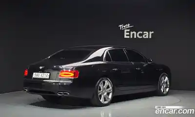 Bentley Flying Spur 2018 4.0 гидро, миниатюра 2