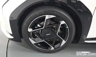 Kia EV4 2025 0.2 гидро в Москве № 113971, миниатюра 5