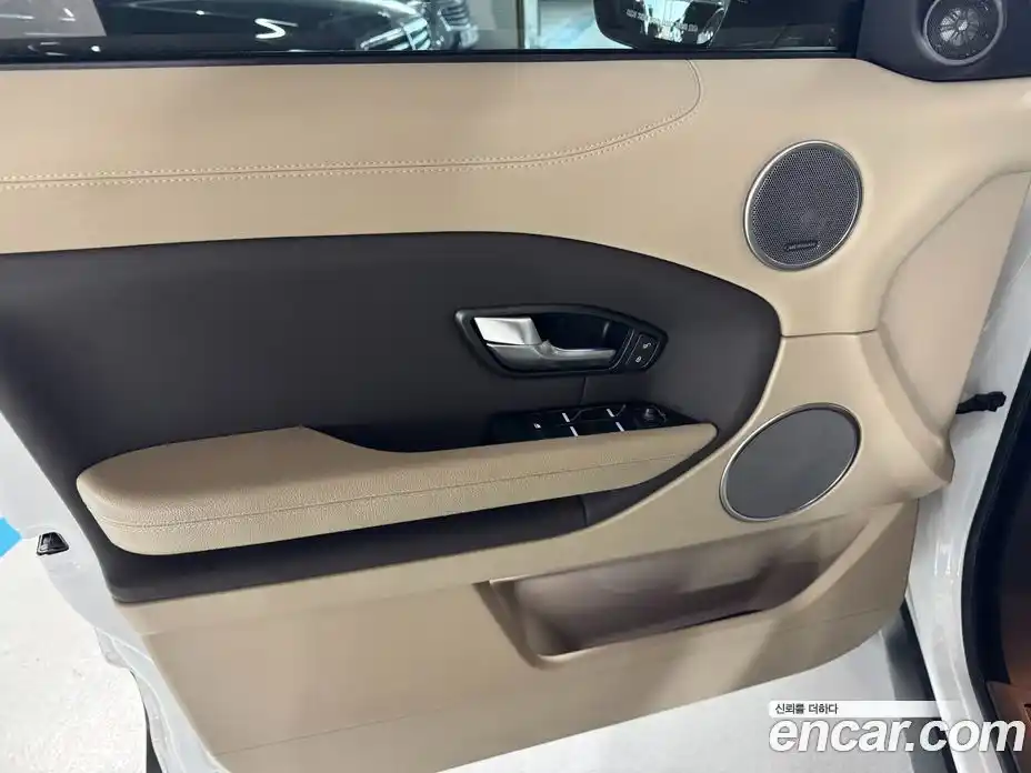 Land Rover Range-Rover Evoque 2018 2.0 гидро в Москве № 166725, фото 13