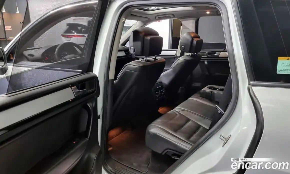 Volkswagen Touareg 2012 3.0 гидро в Москве № 169103, фото 12