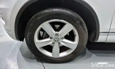 Volkswagen Touareg 2012 3.0 гидро в Москве № 169103, миниатюра 5