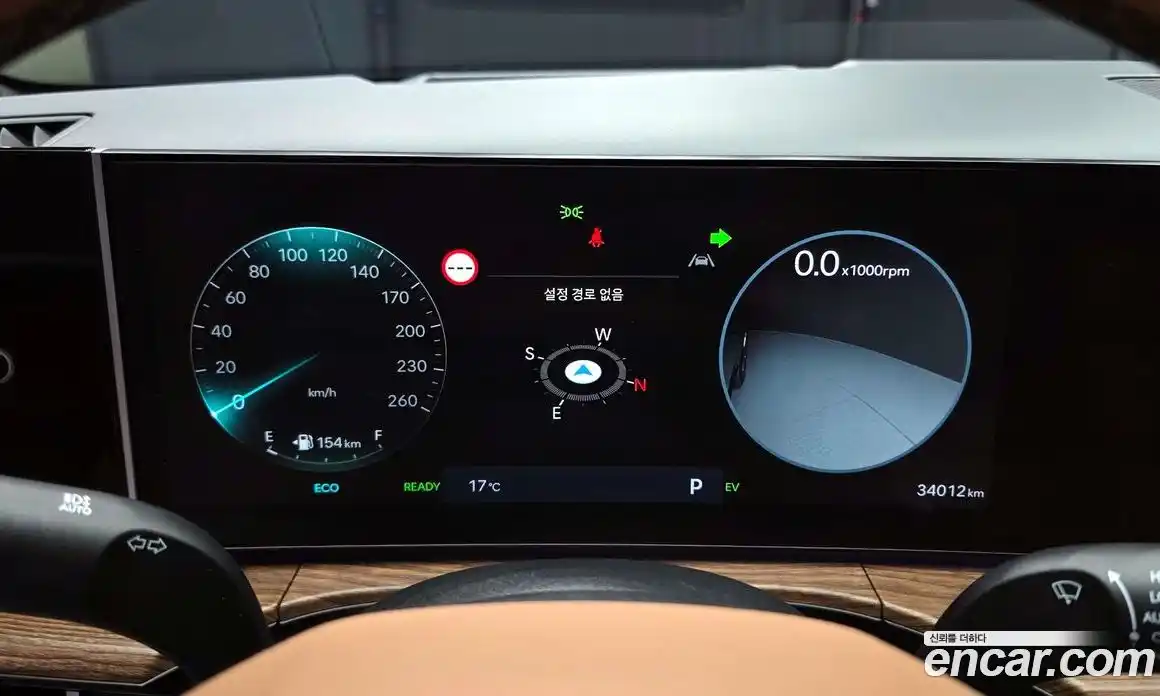 Hyundai Santa Fe 2023 1.6 гидро в Москве № 1757723, фото 8