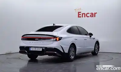 Hyundai Sonata 2023 2.0 гидро в Москве № 1757737, миниатюра 2
